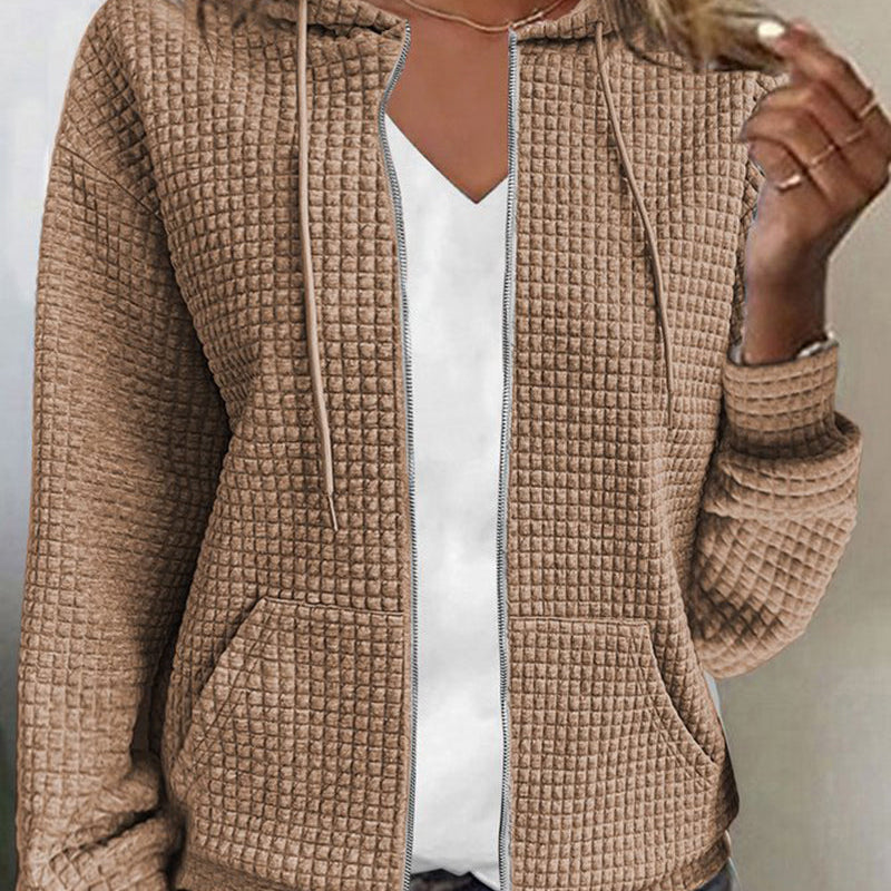 Chaqueta con cremallera para mujer con capucha y corte relajado