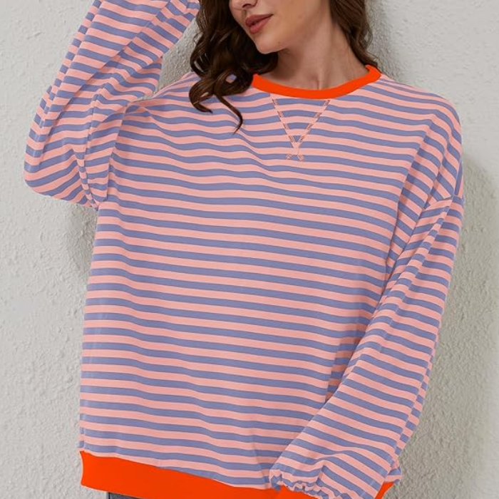 Oversize női csíkos pulóver kerek nyakkivágással