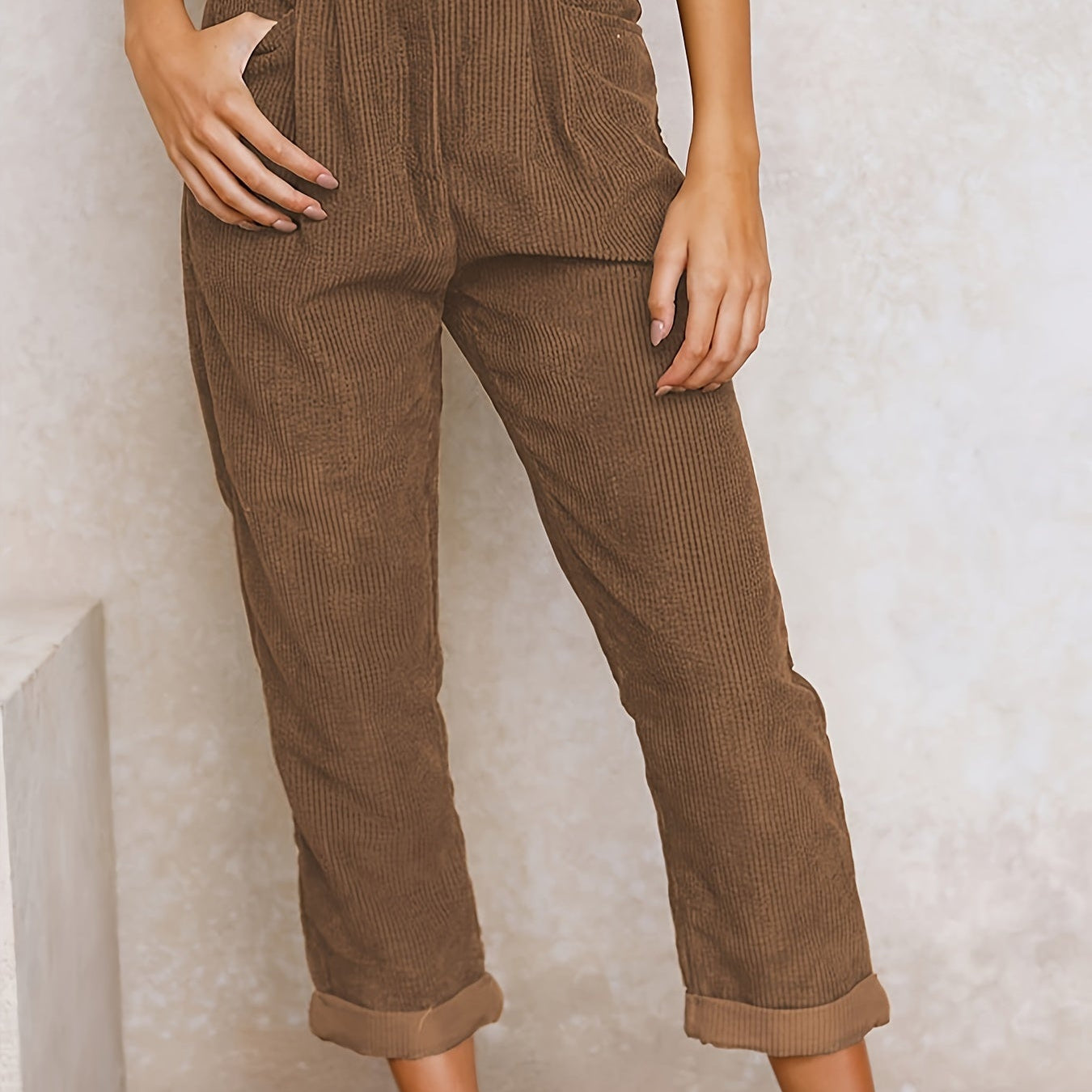 Pantalón casual corte relajado con bolsillos para mujer