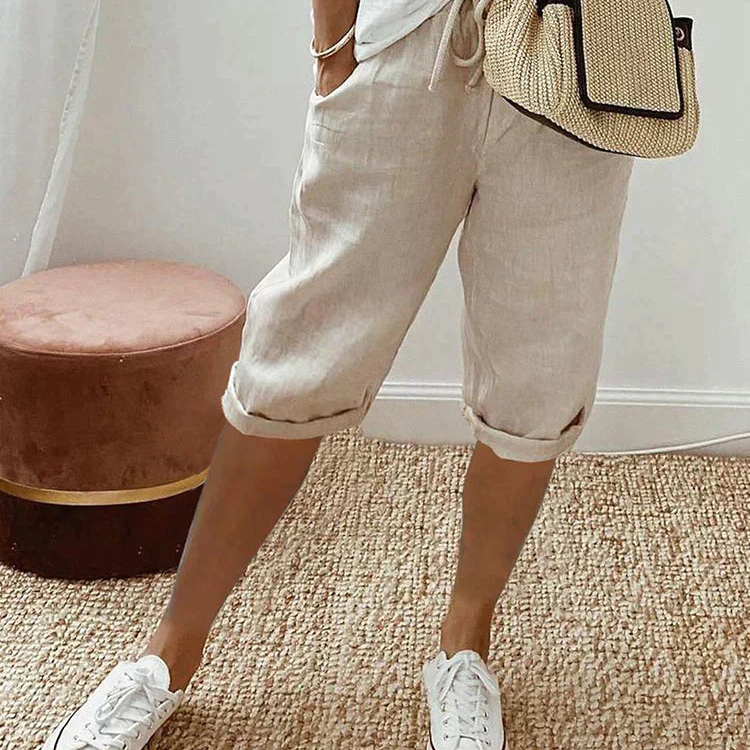 Bermuda corta para mujer con cintura ajustable