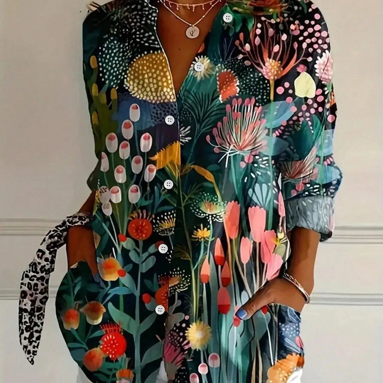 Blouse colorée pour femmes avec imprimé ludique