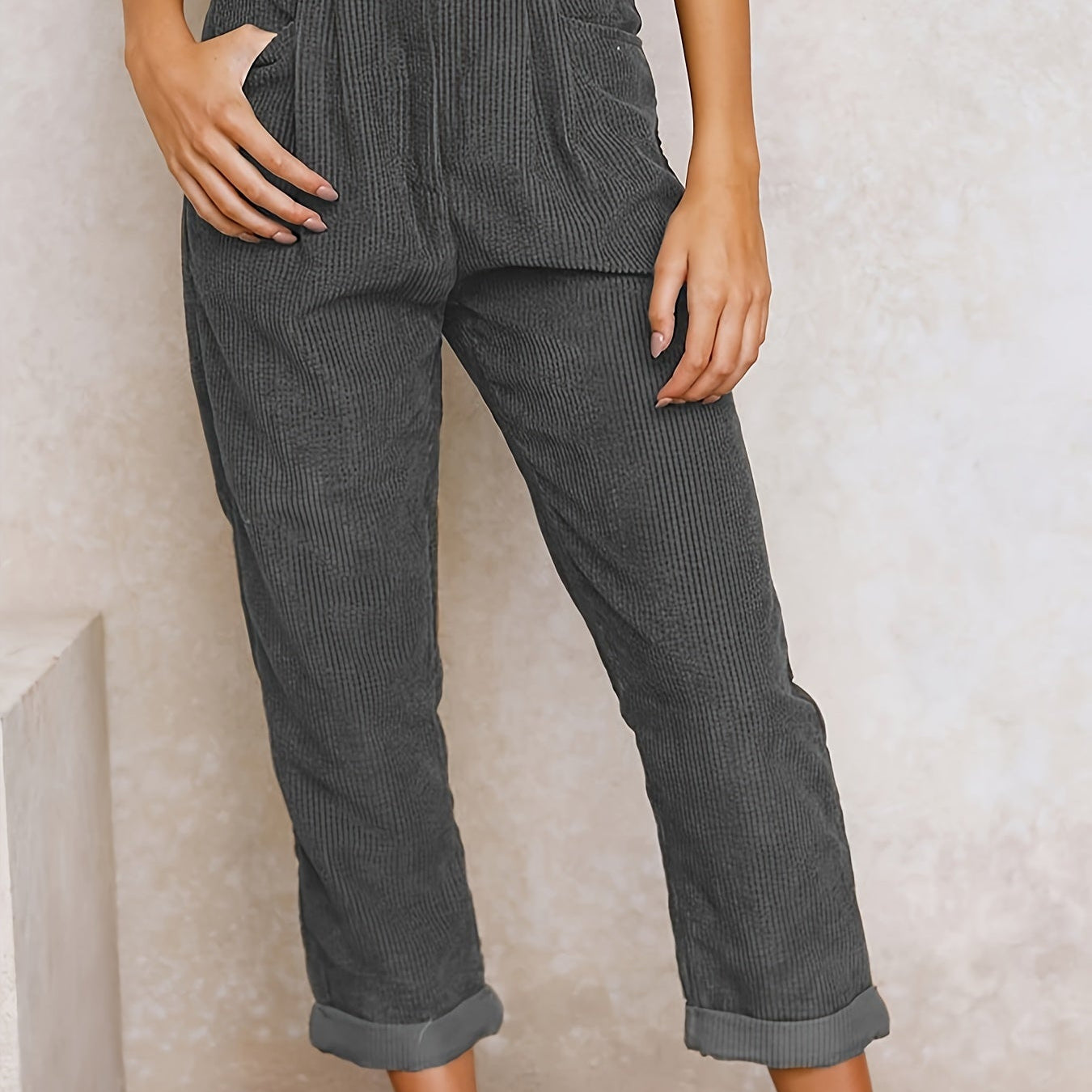 Pantalón casual corte relajado con bolsillos para mujer