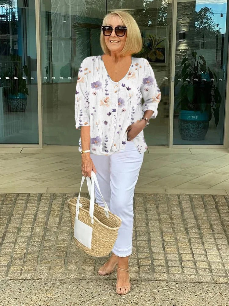Women's floral print blouse with 3/4 sleeves