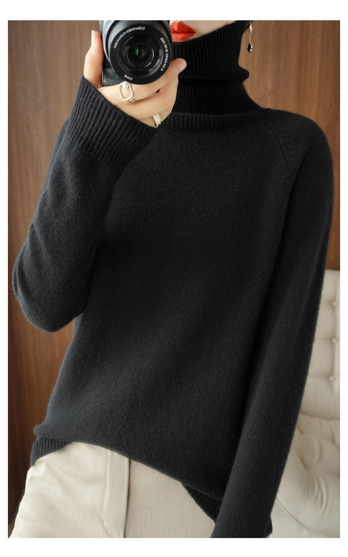 Women's Soft Knit Long-Sleeve Turtleneck Sweater