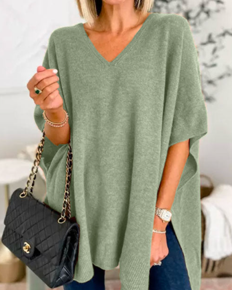 Pull with a V-Neck, High-Cut Knit, Short Sleeves