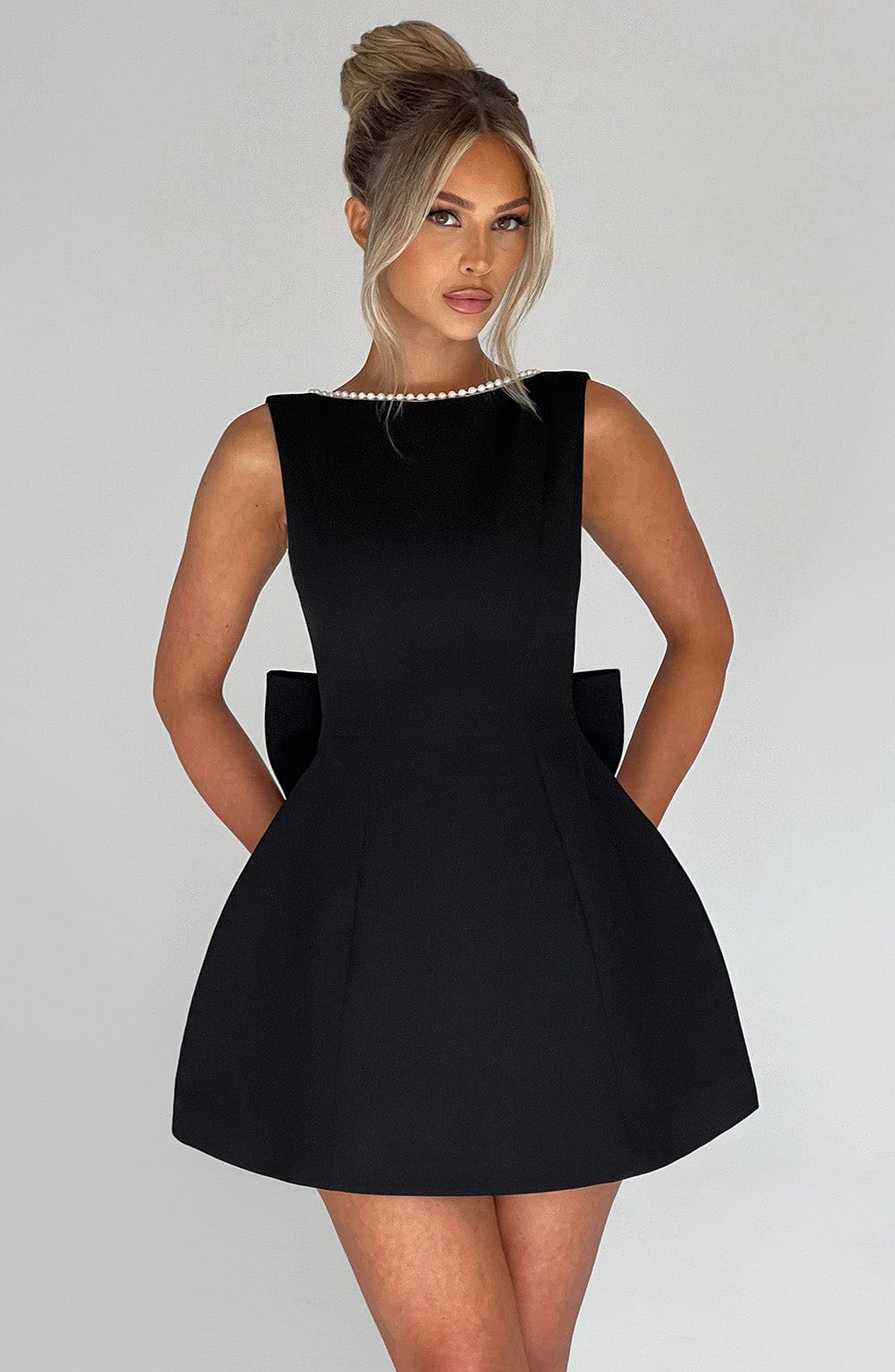 Elegant Backless Short Dress with Bow for Women