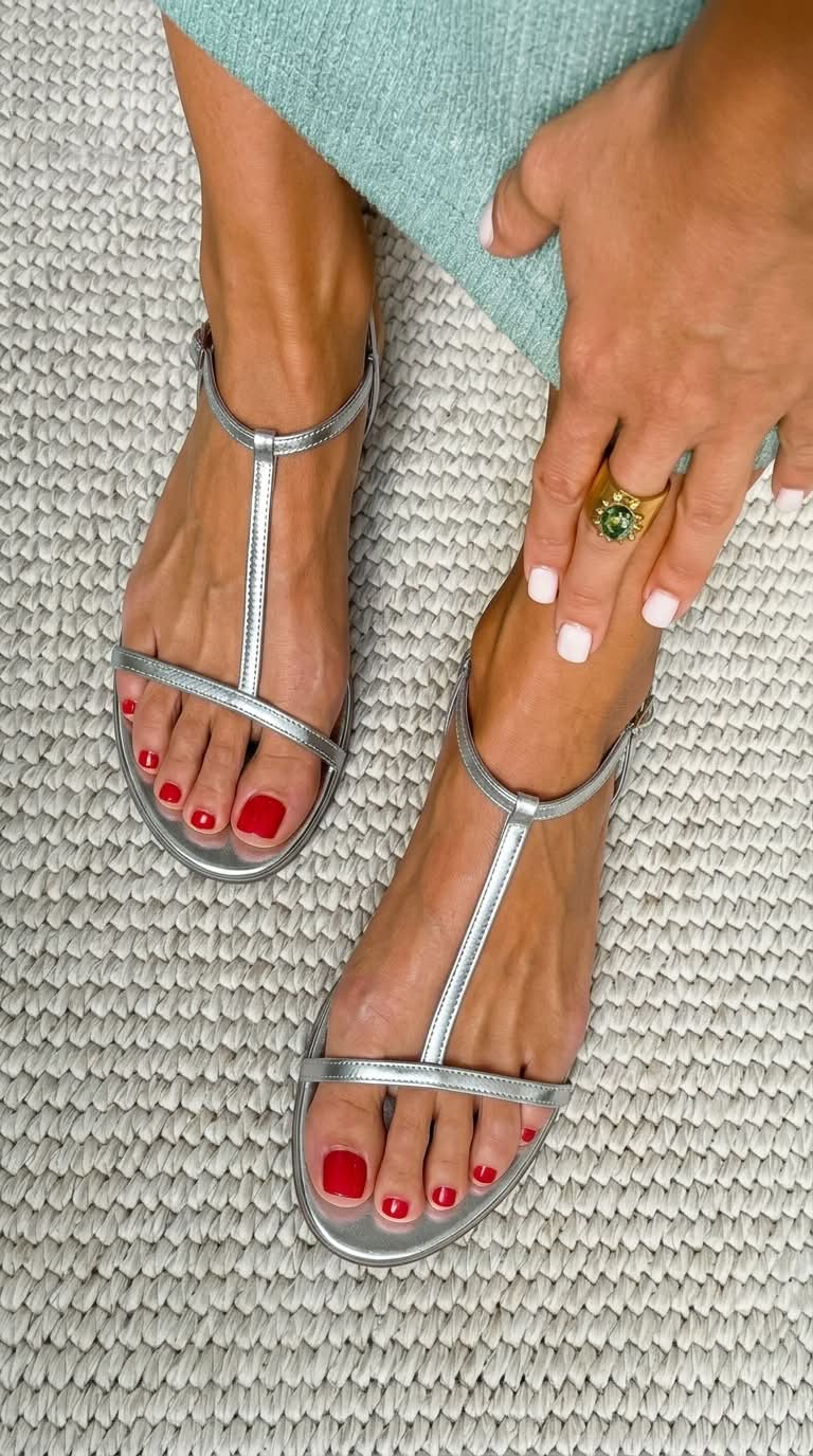 Sandalias de mujer con tira en T minimalistas
