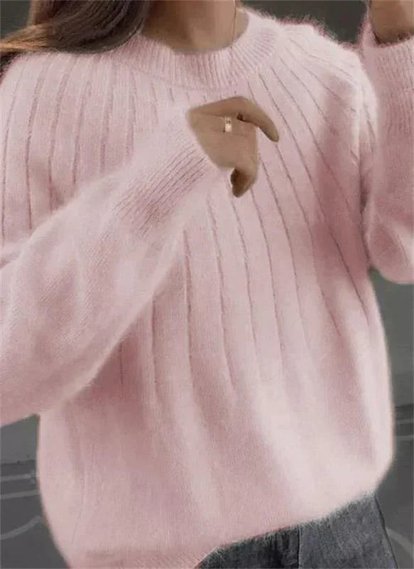 Women’s Crew-Neck Sweater in Soft Knit