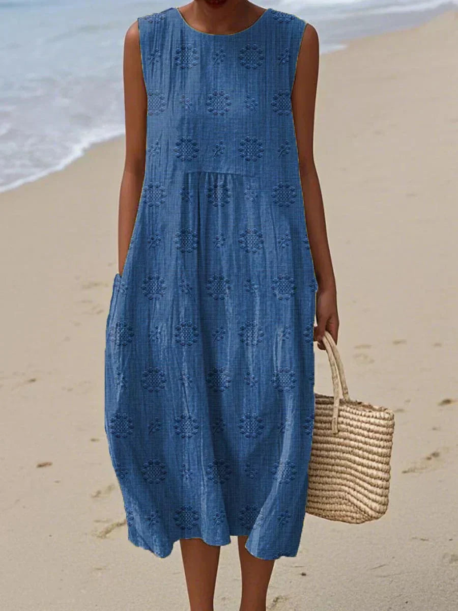 Women's Sleeveless Midi Dress with Bubble Cut and Textured Details