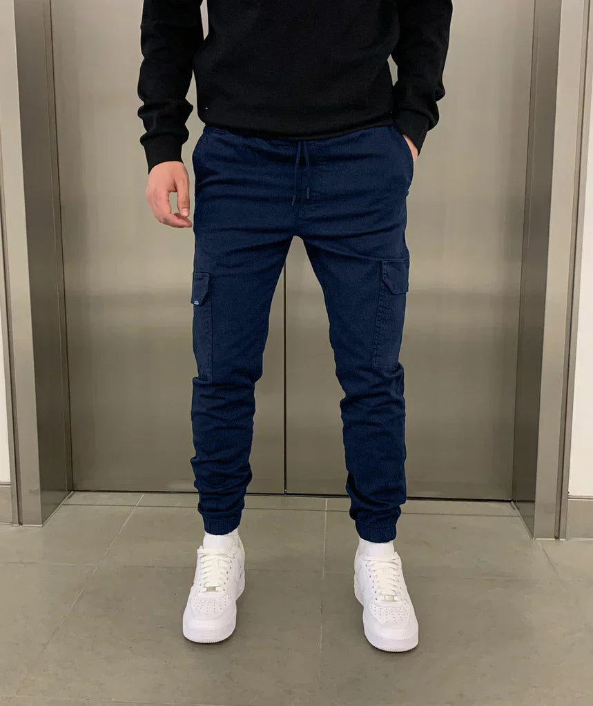Men’s relaxed-fit cargo joggers
