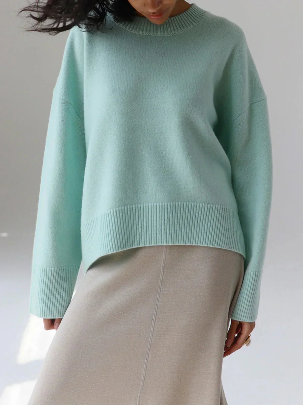 Oversized Women's Crew-Neck Pullover