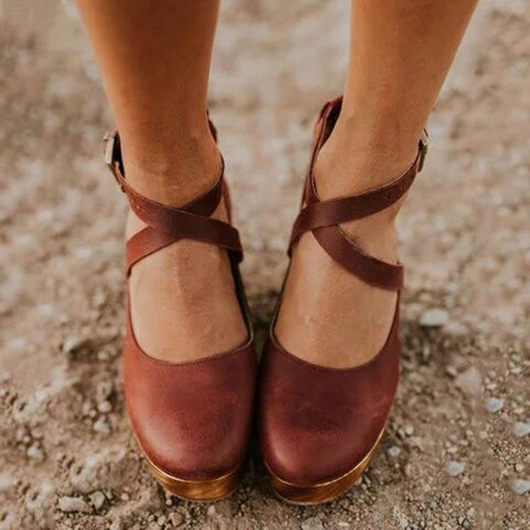 Escarpins Femme à Brides – Look Rétro Élégant