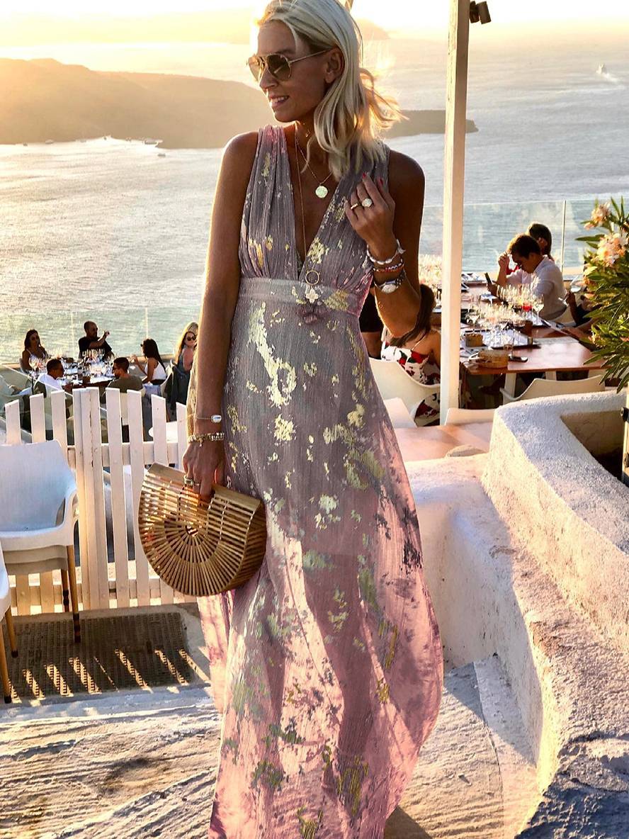 Vestido largo con lentejuelas cuello en V sin mangas