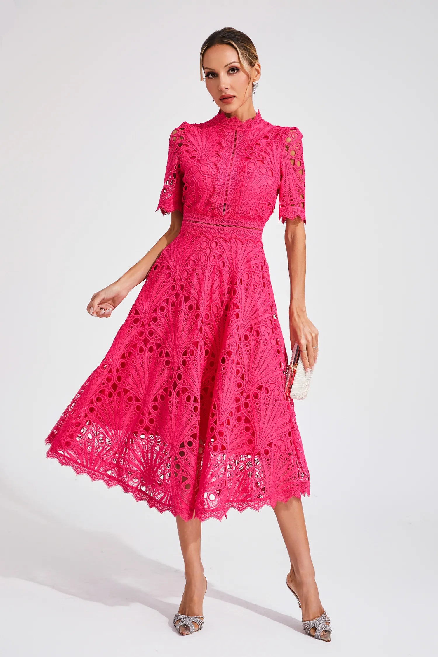 Robe Mi-Longue Dentelle Femme Évasée Ajustée