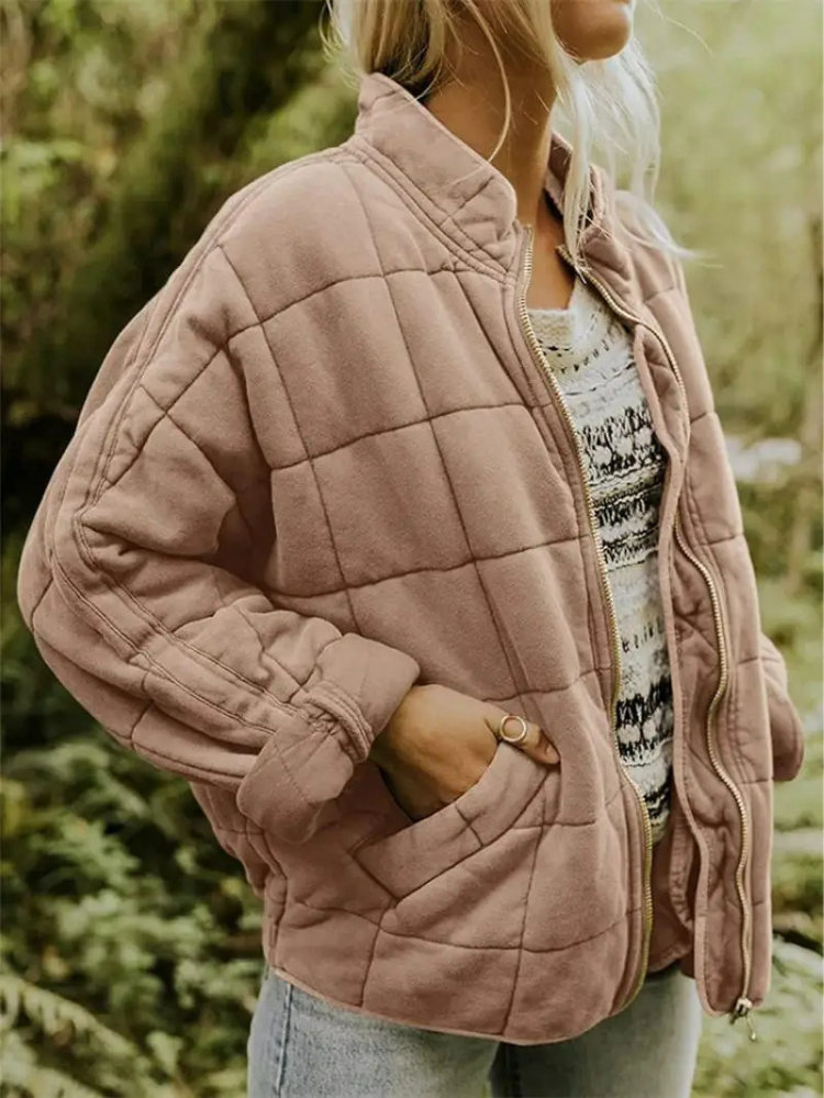 Women's quilted zip-up jacket with pockets