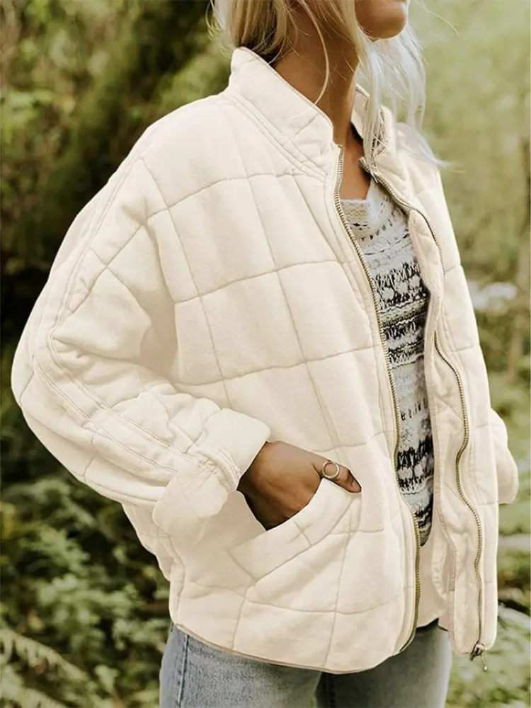 Women's quilted zip-up jacket with pockets