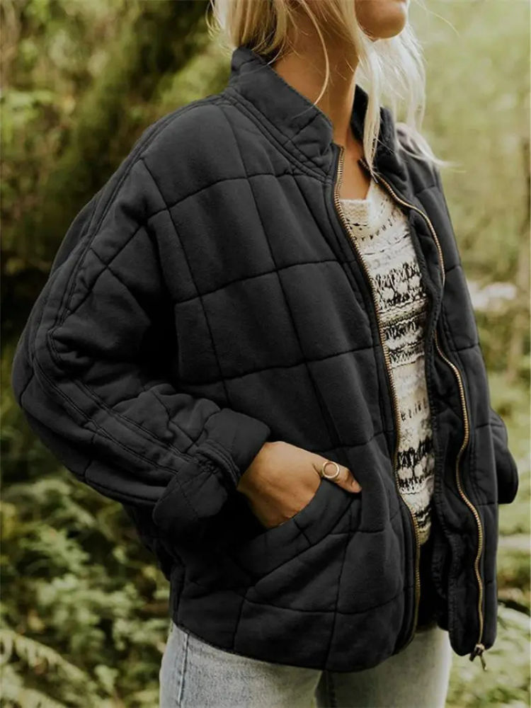 Women's quilted zip-up jacket with pockets