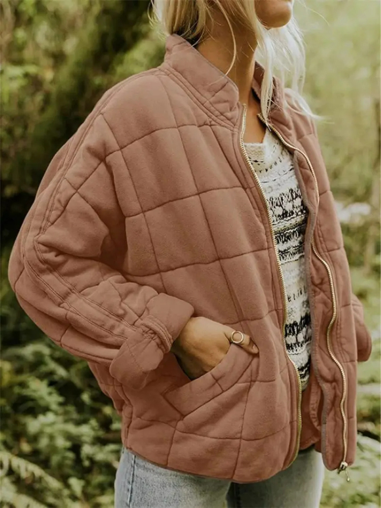 Women's quilted zip-up jacket with pockets
