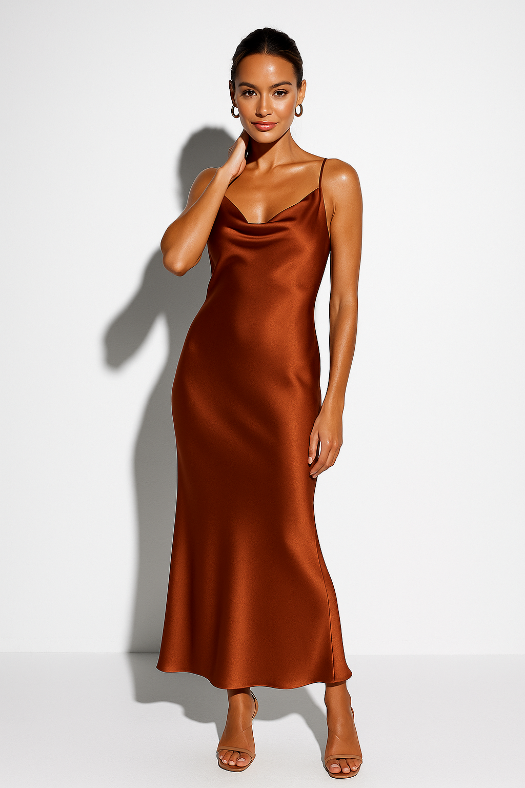 Robe midi drapée à col bénitier pour femme