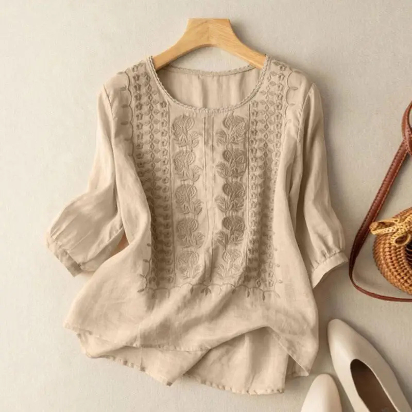 Blouse Femme Brodée à Manches 3/4 avec Détails Texturés