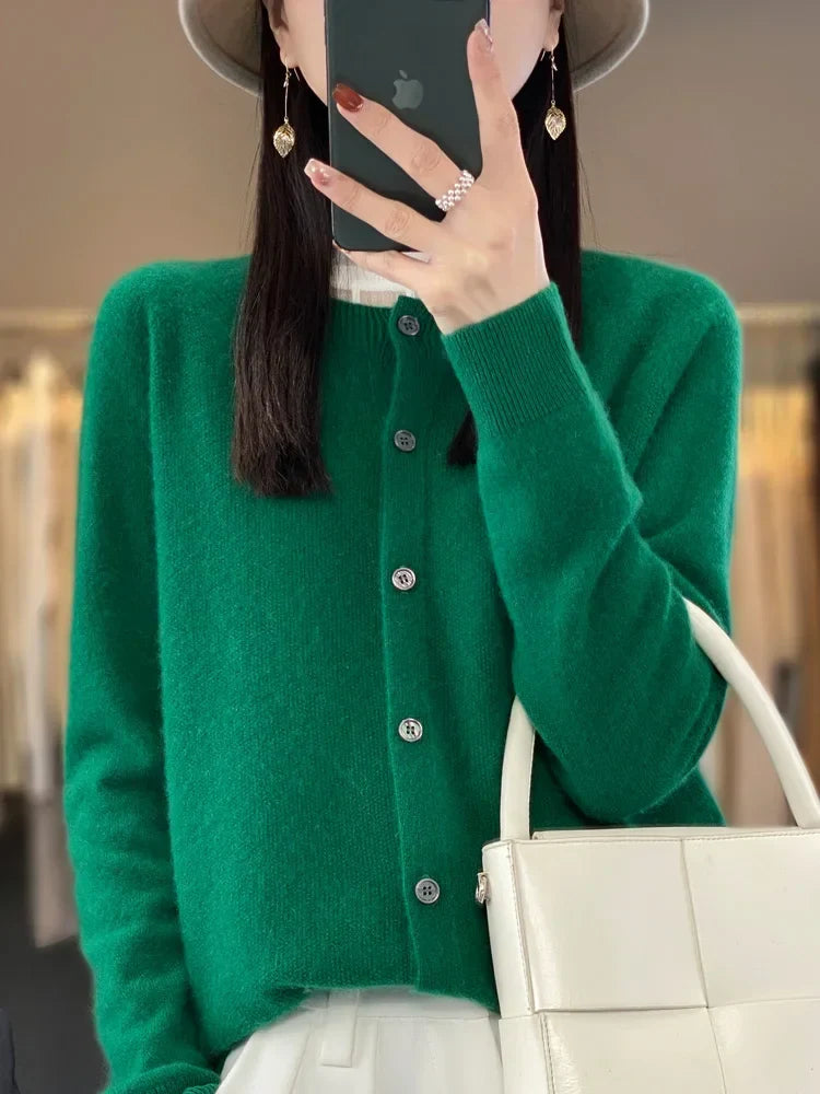 Elegant Soft-Knit Buttoned Women's Cardigan