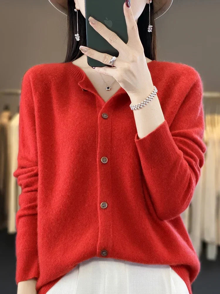 Elegant Soft-Knit Buttoned Women's Cardigan