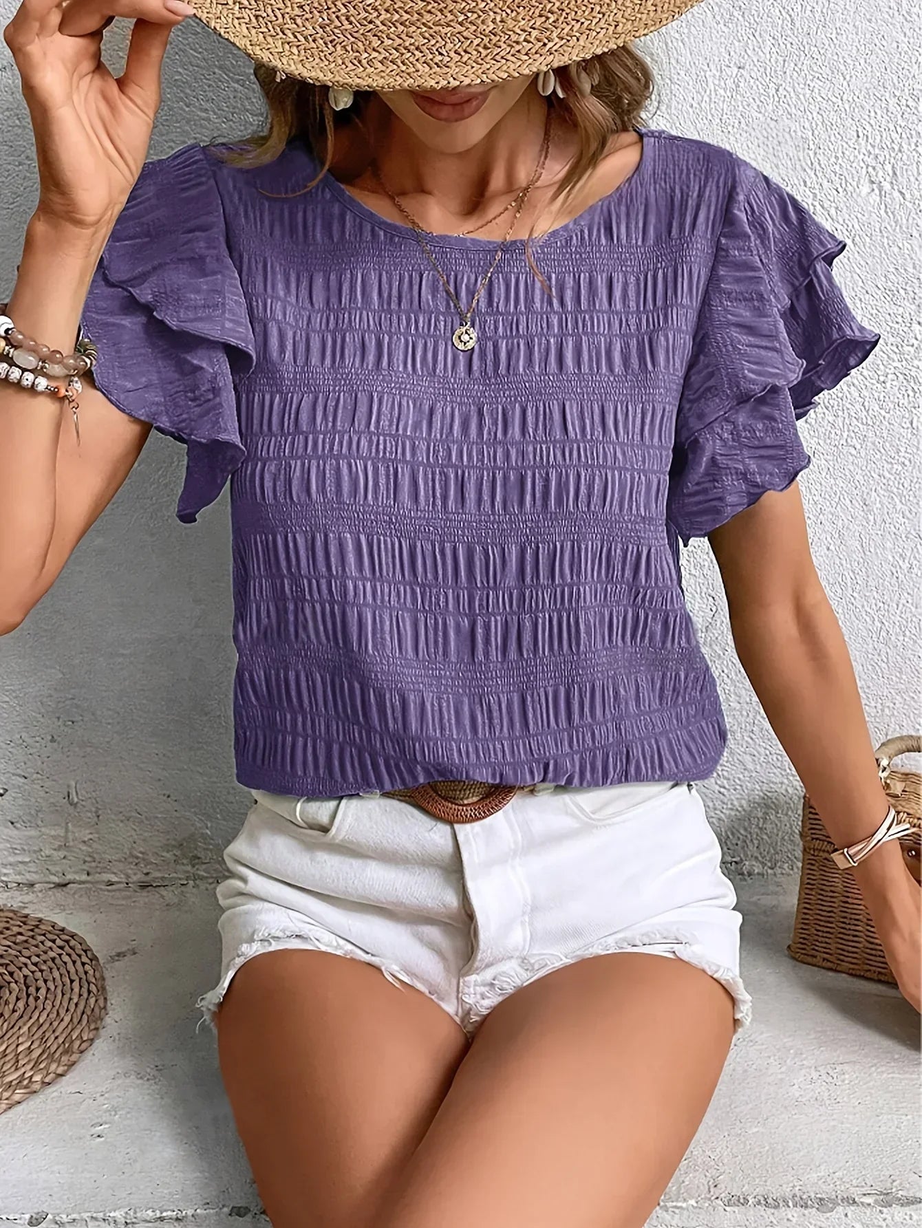 Women's blouse with light and airy ruffles