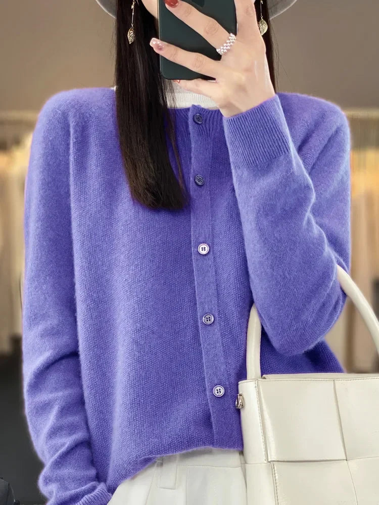 Elegant Soft-Knit Buttoned Women's Cardigan