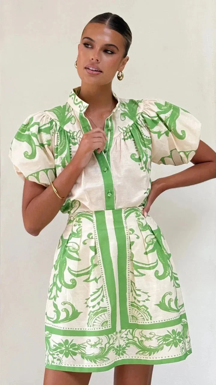 Women's Short Printed Dress with Puff Sleeves and Shirt Collar