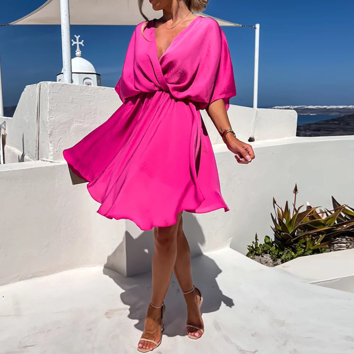 Women's Short Flowing Dress with Crossed Collar