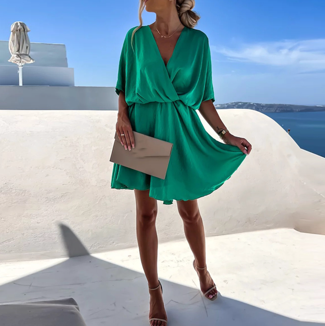 Women's Short Flowing Dress with Crossed Collar