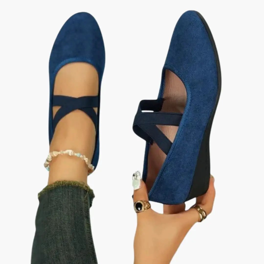 Sandales Femme à Brides Croisées Plates Élégantes et Confortables