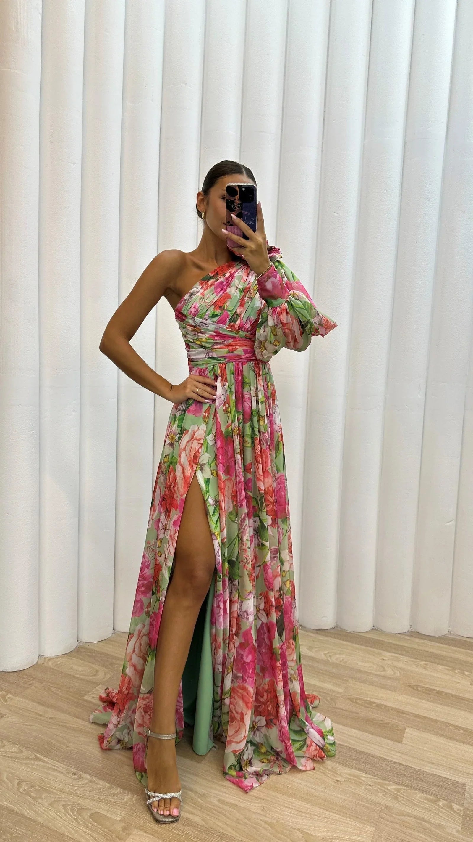 Afnan - Robe fleurie fluide à une épaule pour femme