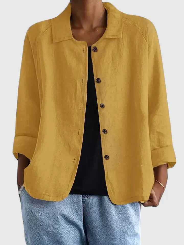 Casual Women's Top with Front Buttons and Classic Collar
