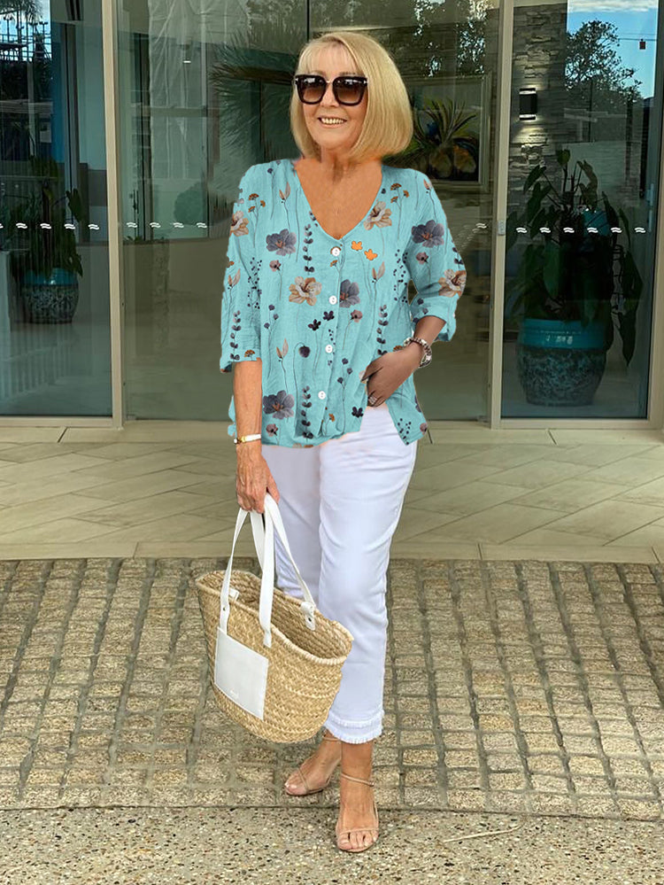 Women's floral print blouse with 3/4 sleeves