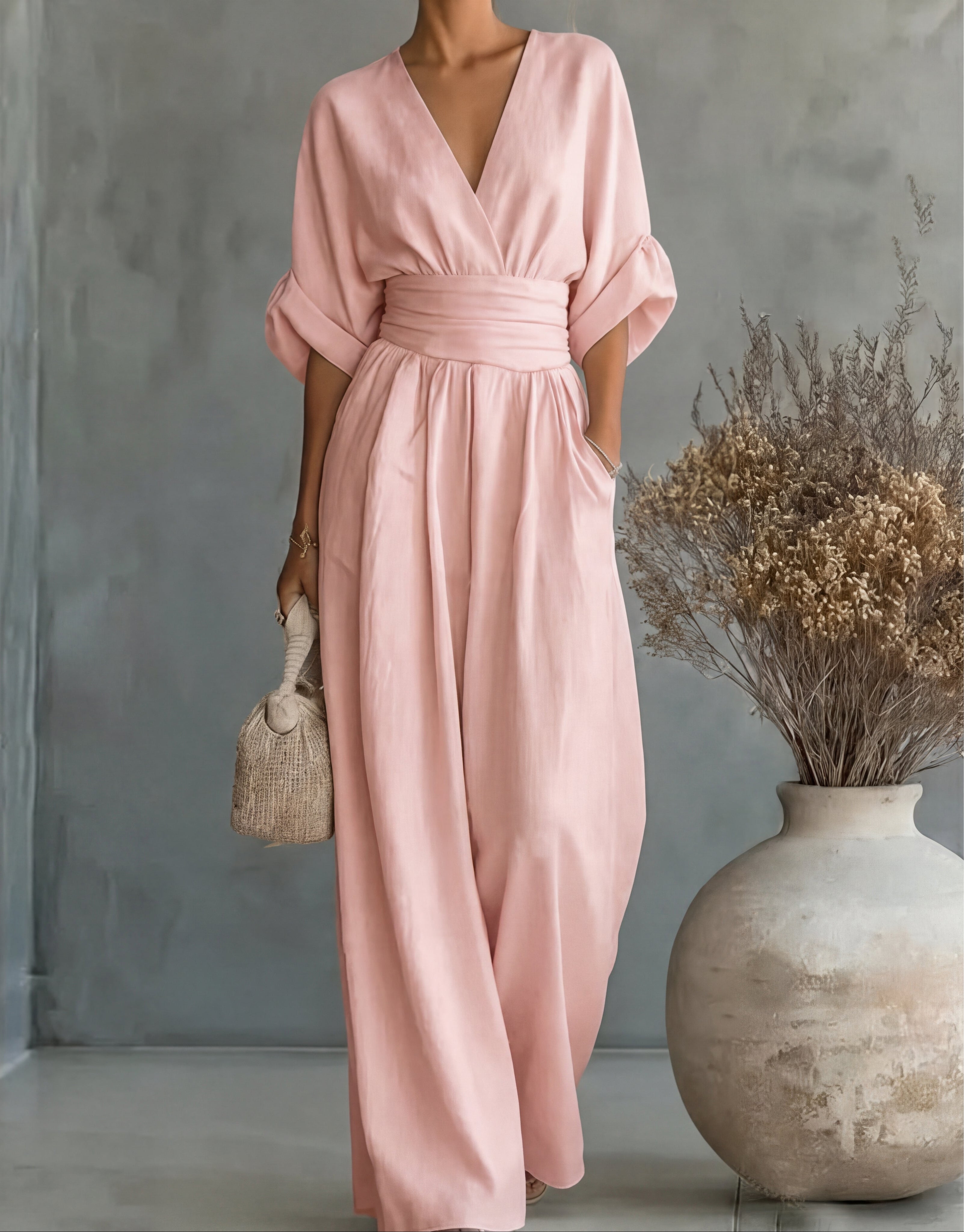 Combinaison Femme Élégante à Col Cache-Cœur avec Taille Froncée et Jambes Larges Fluides