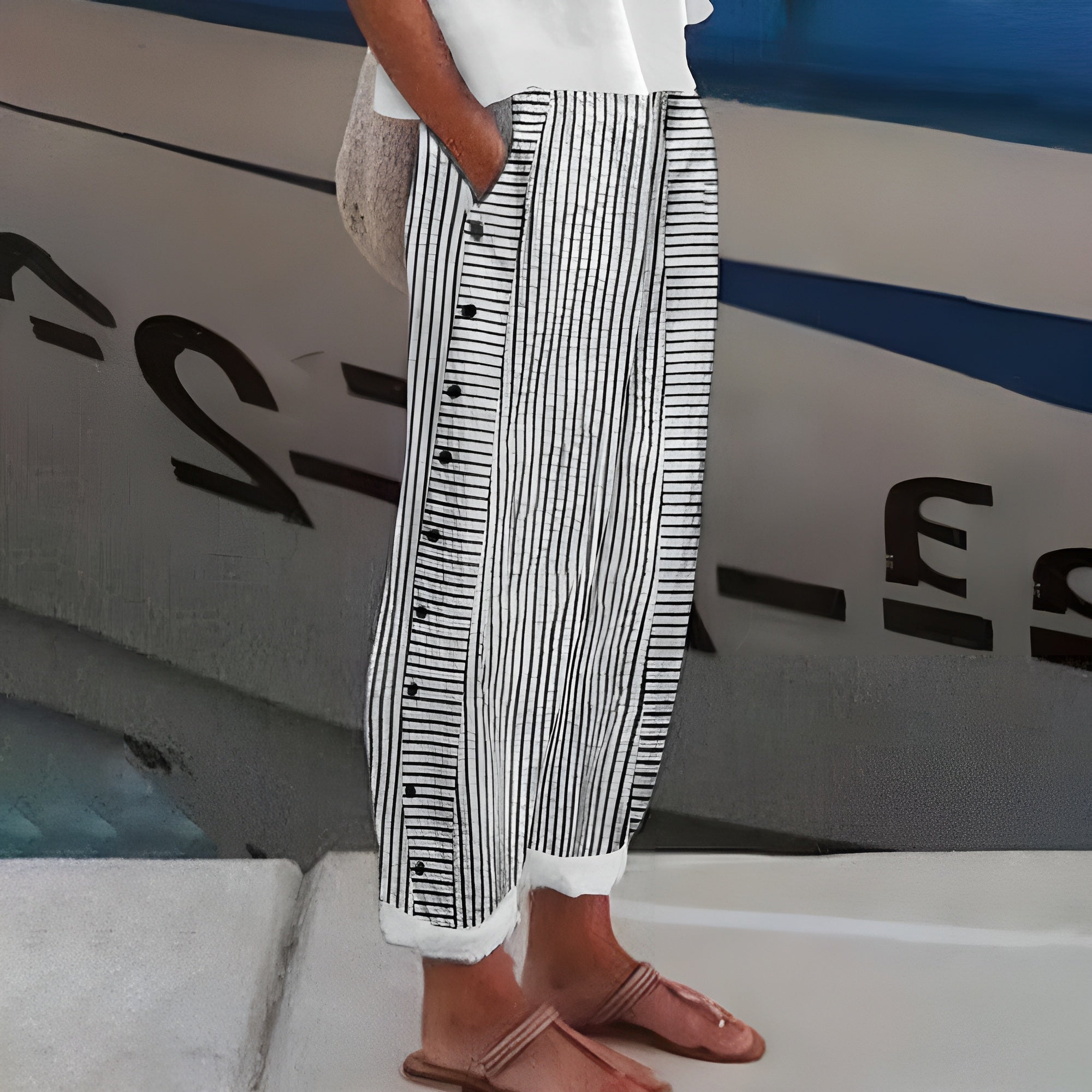 Pantalon Rayé Femme Coupe Large Boutonné Style Décontracté
