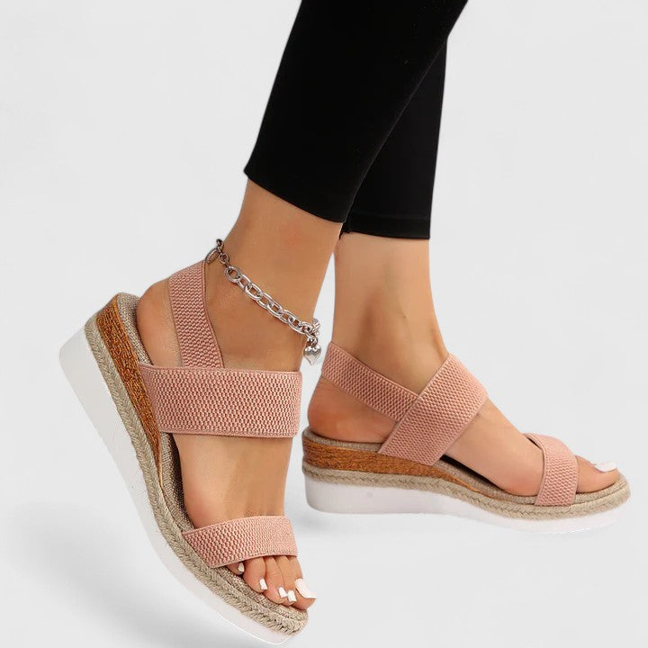 Sandales compensées confortables pour femme